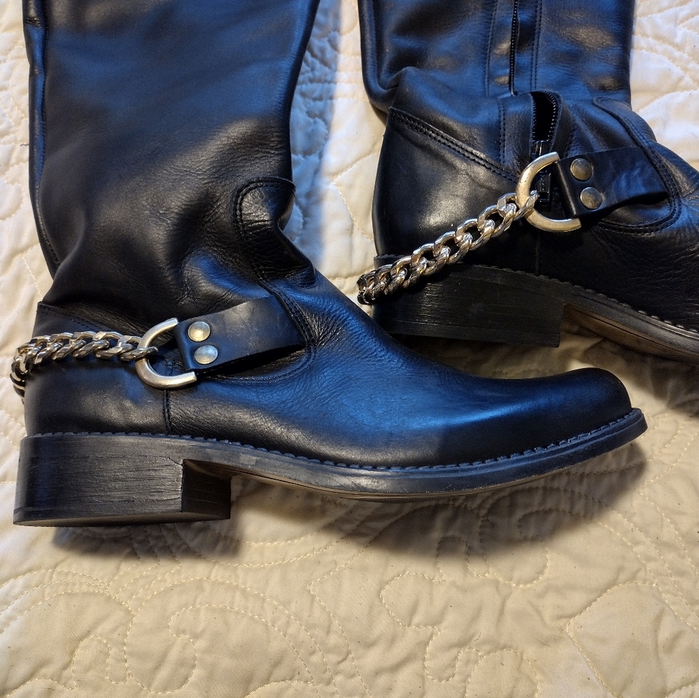 Steve Madden - Picture 2 of 6